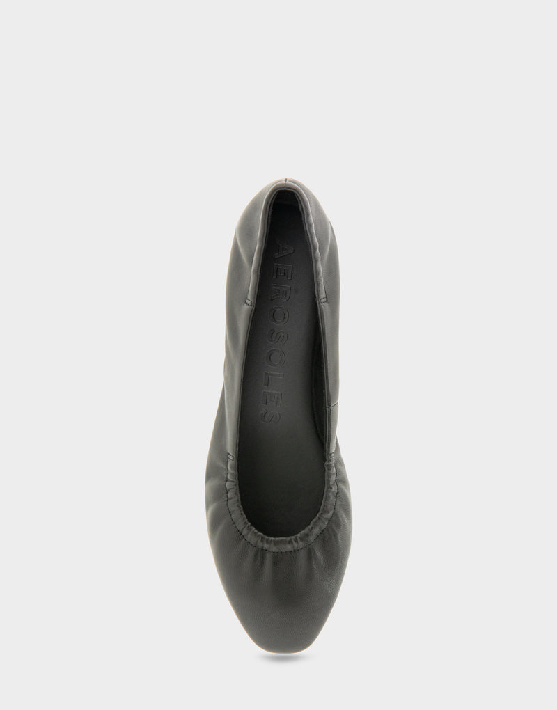 Comfortable Women's Ballet Flat In Black Leather Full Front View