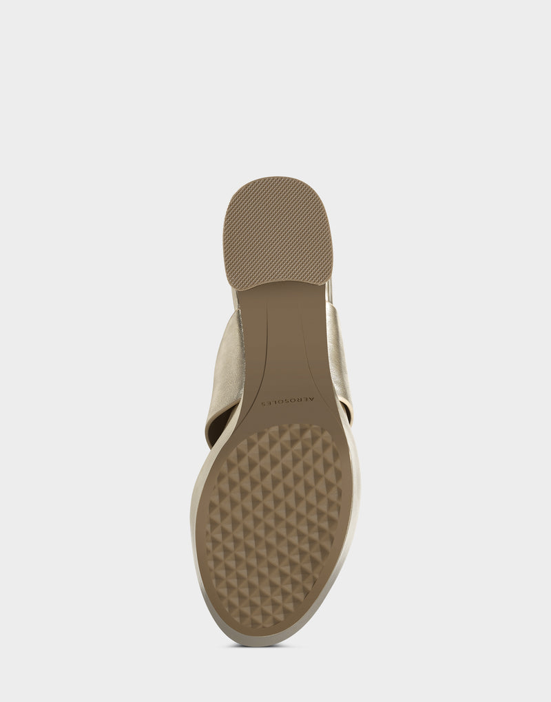 Comfortable Women's Platform Sandal in Gold Metallic Leather Sole View