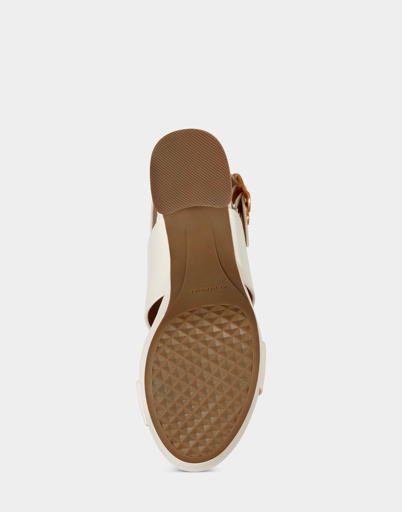 Comfortable Women's Platform Sandal in Eggshell Leather Sole View