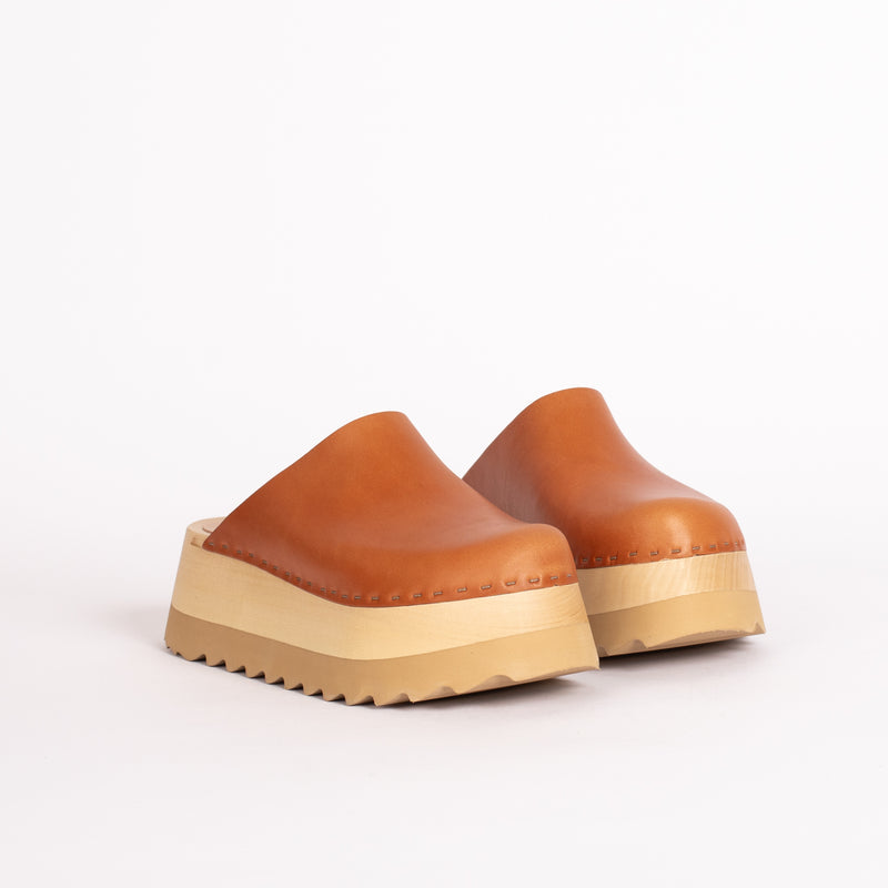 Chonk Clog in Whiskey