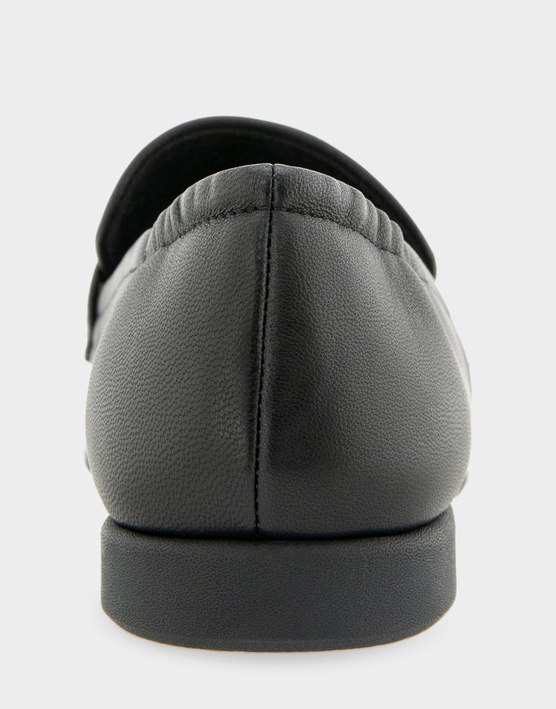 Comfortable Women's Noha Loafer In Black Leather, back view