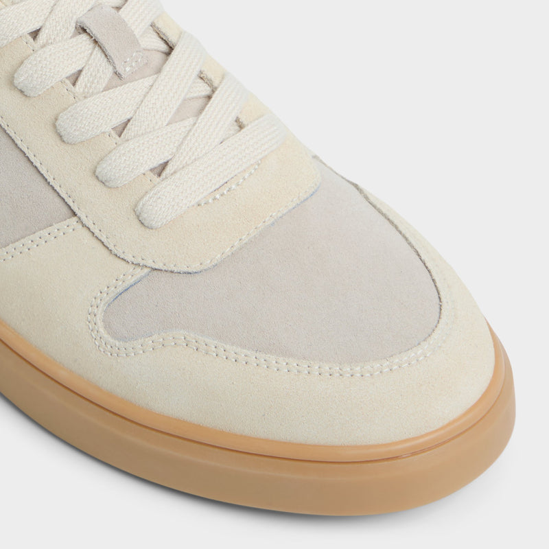 Retrosneaker
