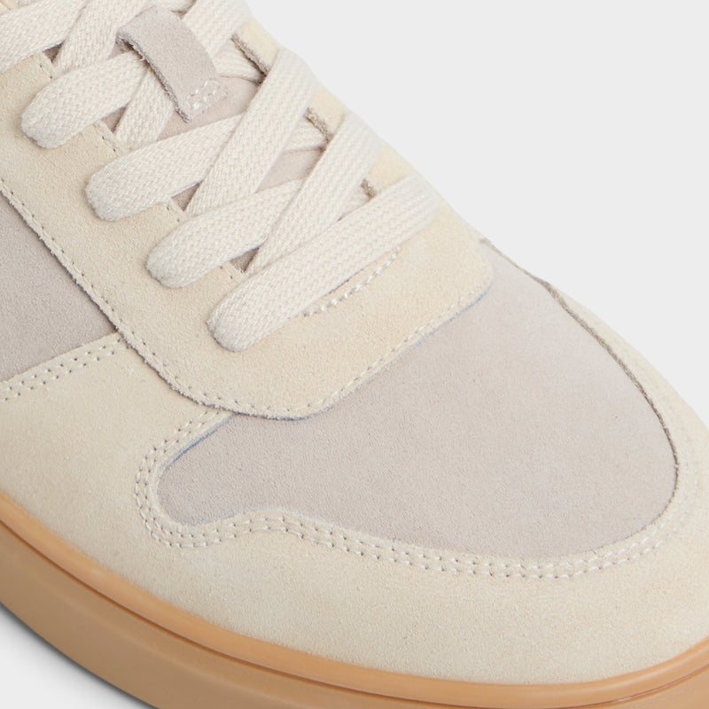 Retrosneaker