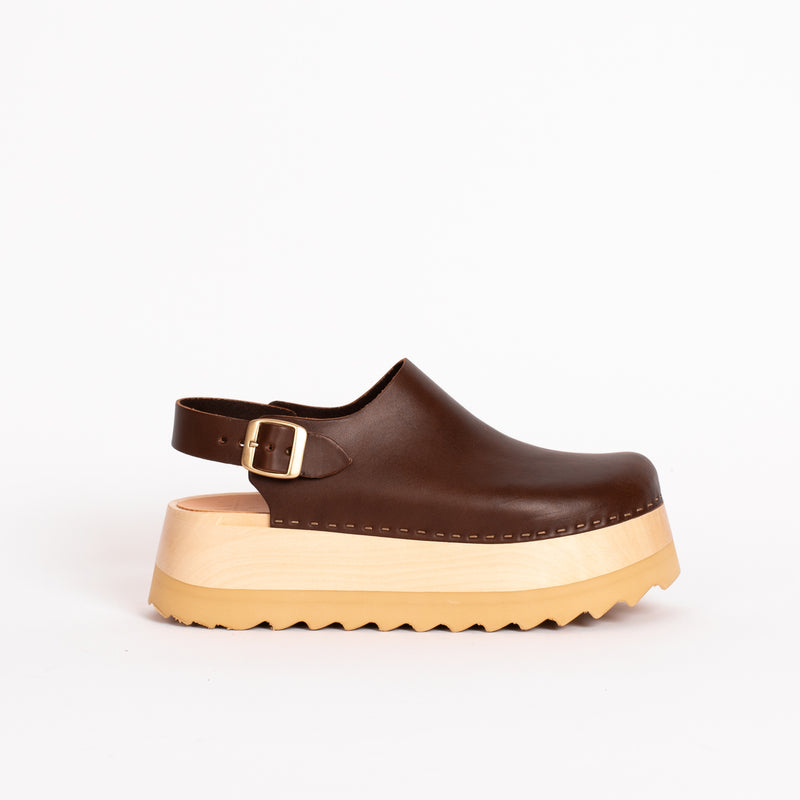 Tegan Clog in Coffee