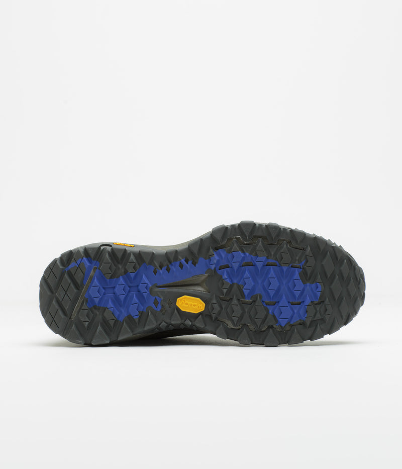 Vans Crosspath XC Gore-Tex Shoes in Bungee Cord and Coal Brown