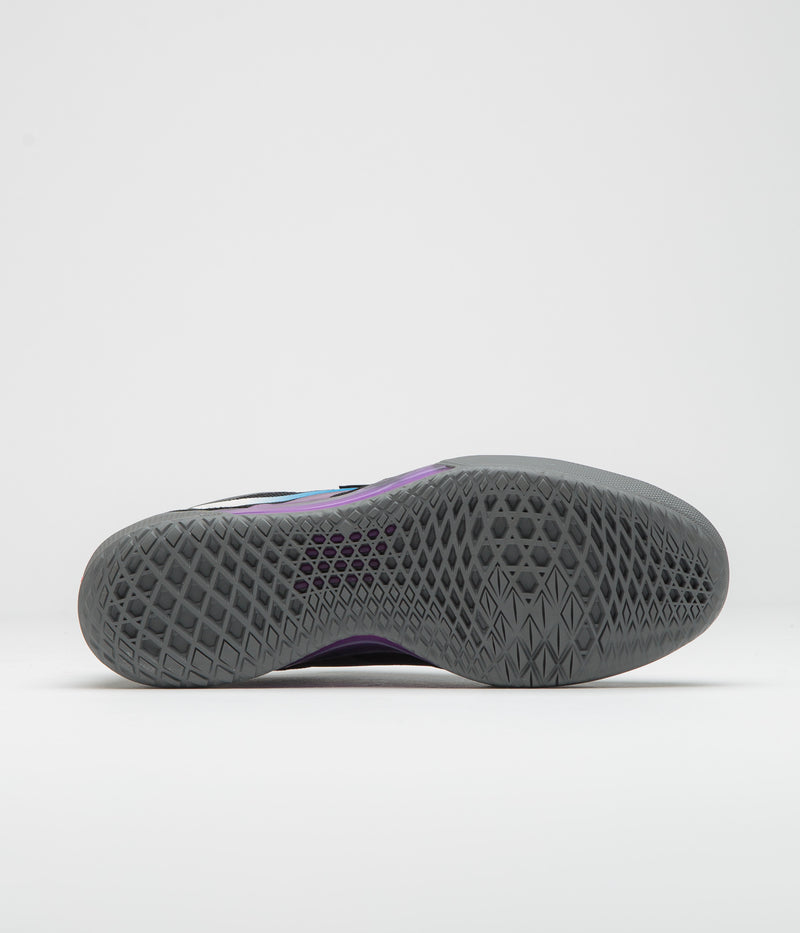 Vans Skate AVE 2.0 Shoes in Black and Purple
